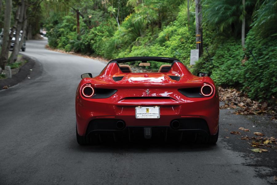  Ferrari 488 Spider The Magnum PI (226129) 2017 года  (фото 5 из 33)
